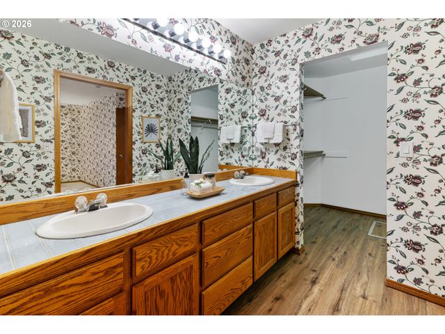 2730 Ne Roberts Ave, Gresham, OR 97030