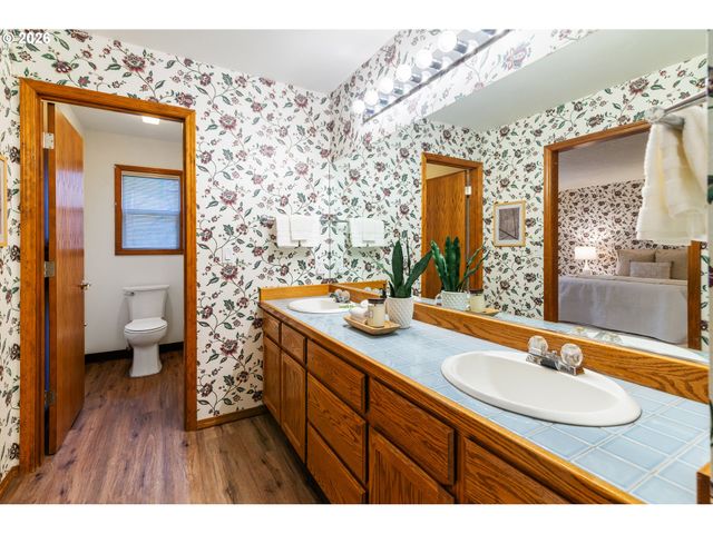 2730 Ne Roberts Ave, Gresham, OR 97030