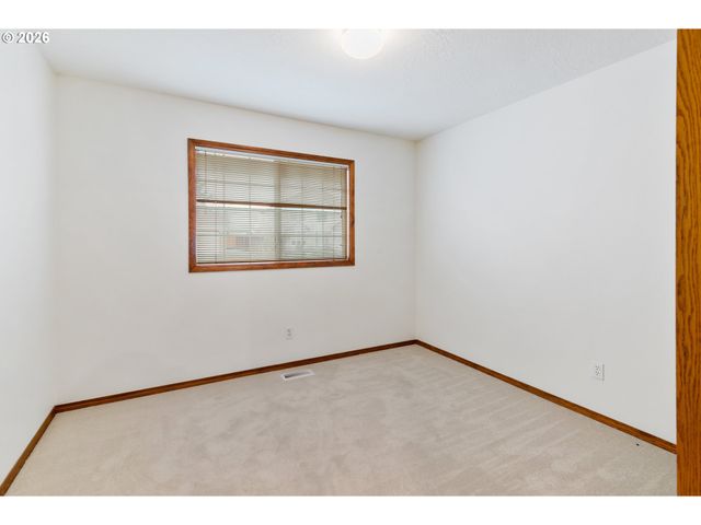 2730 Ne Roberts Ave, Gresham, OR 97030