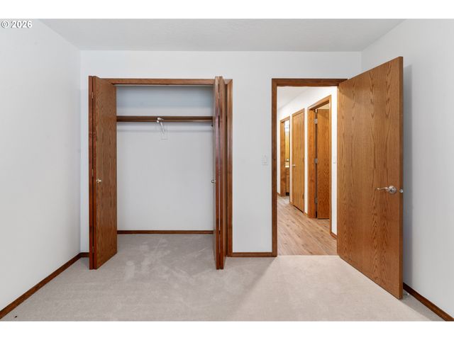 2730 Ne Roberts Ave, Gresham, OR 97030