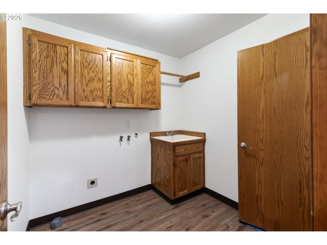 2730 Ne Roberts Ave, Gresham, OR 97030