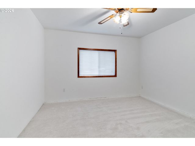 2730 Ne Roberts Ave, Gresham, OR 97030