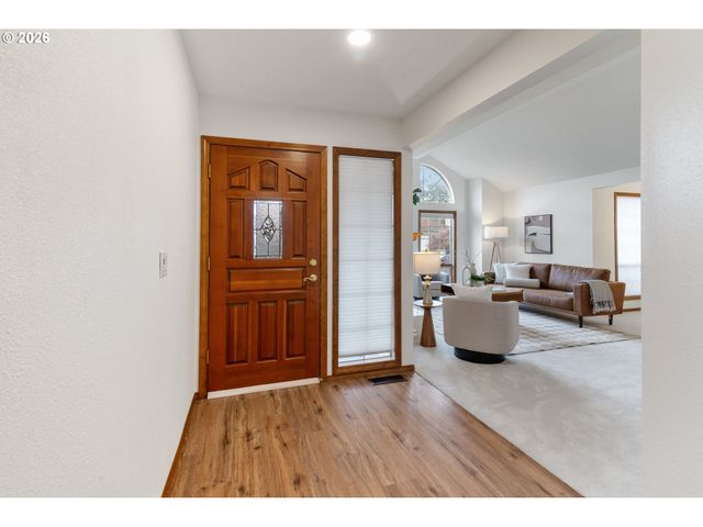 2730 Ne Roberts Ave, Gresham, OR 97030