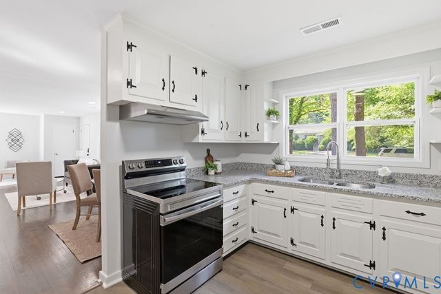 1611 Bolton Rd, Richmond, VA 23225