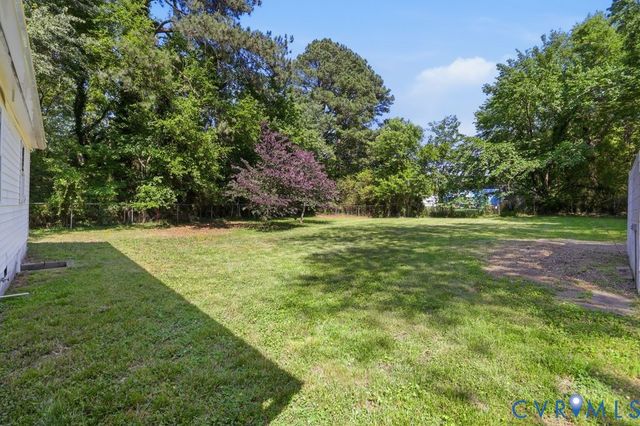 1611 Bolton Rd, Richmond, VA 23225