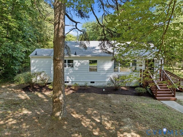 1611 Bolton Rd, Richmond, VA 23225