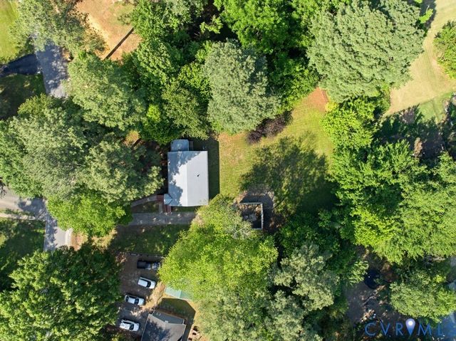 1611 Bolton Rd, Richmond, VA 23225