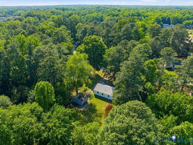 1611 Bolton Rd, Richmond, VA 23225