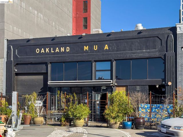 429 Euclid Ave, Oakland, CA 94610