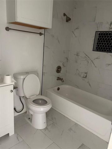 4702 Majestic Street, Houston, TX 77026