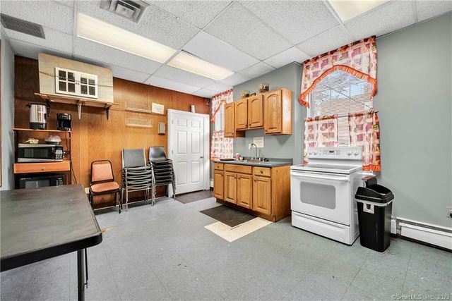 880 Asylum Avenue, Hartford, CT 06105