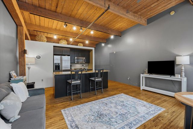 448 W Nationwide Boulevard, 404, Columbus, OH 43215