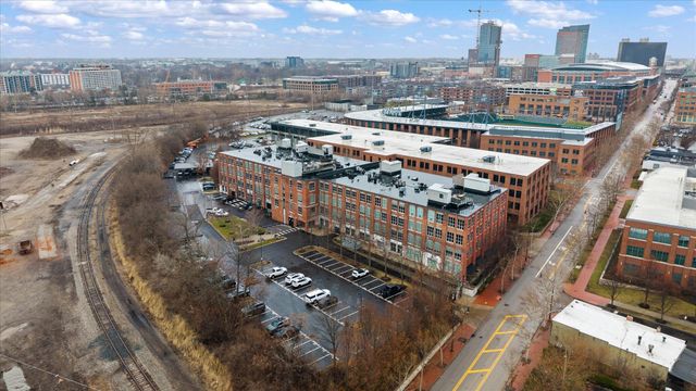 448 W Nationwide Boulevard, 404, Columbus, OH 43215