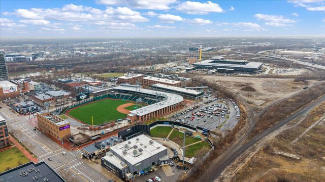 448 W Nationwide Boulevard, 404, Columbus, OH 43215