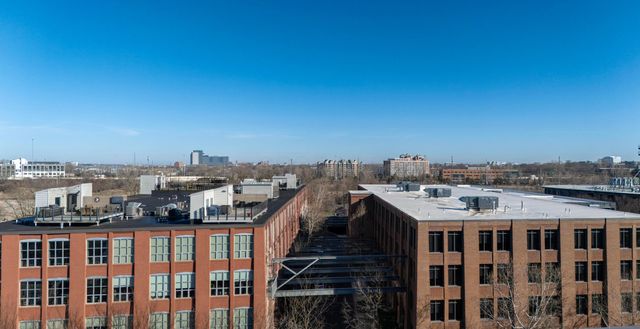 448 W Nationwide Boulevard, 404, Columbus, OH 43215