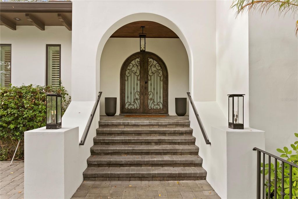 Image 2 of property listing at 603 MARMORA AVENUE, Tampa, FL 33606