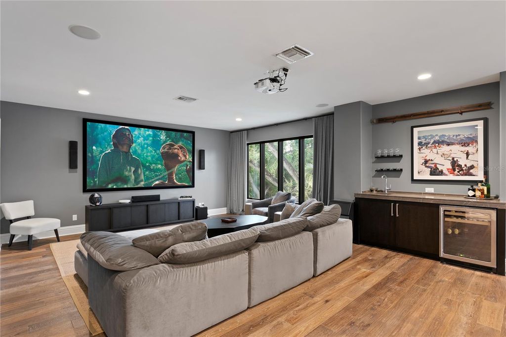 Image 32 of property listing at 603 MARMORA AVENUE, Tampa, FL 33606