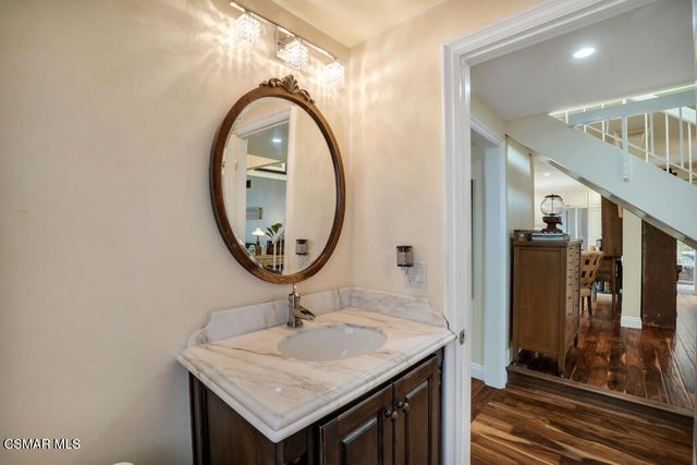 628 Martinique Place, Newbury Park, CA 91320