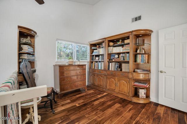 628 Martinique Place, Newbury Park, CA 91320