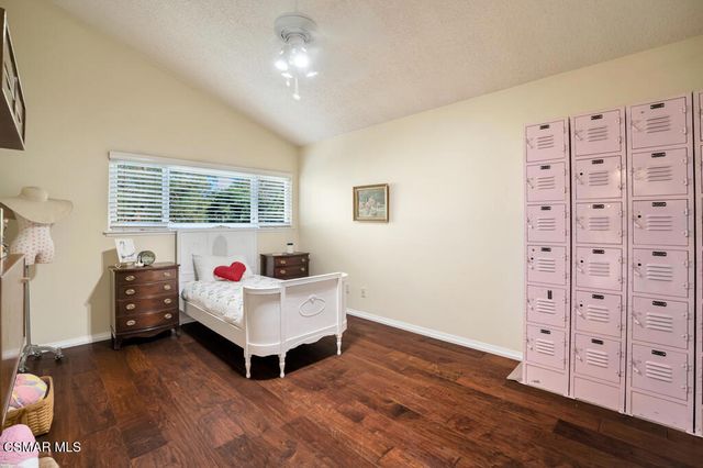 628 Martinique Place, Newbury Park, CA 91320