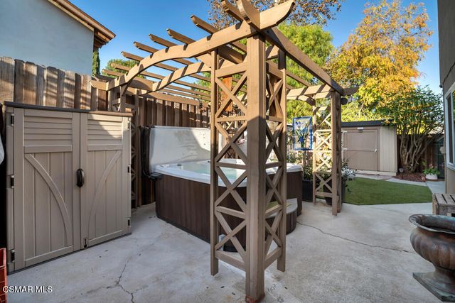 628 Martinique Place, Newbury Park, CA 91320