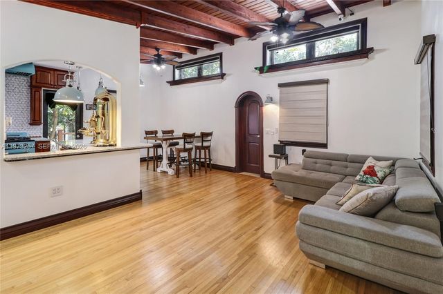 550 Quail Ave, Miami Springs, FL 33166