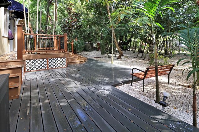 550 Quail Ave, Miami Springs, FL 33166