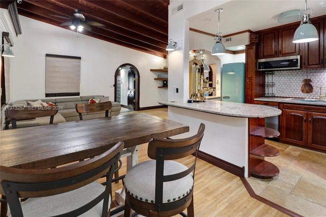 550 Quail Ave, Miami Springs, FL 33166