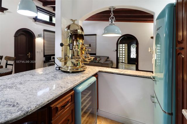 550 Quail Ave, Miami Springs, FL 33166