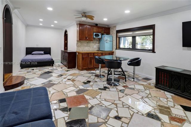 550 Quail Ave, Miami Springs, FL 33166