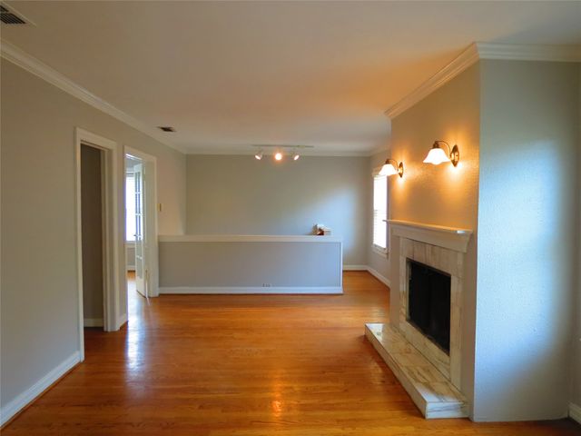 5944 Morningside Avenue, Dallas, TX 75206