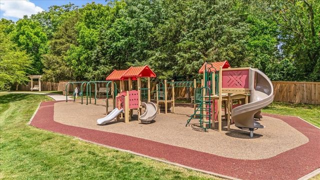 1062 Riverspring Dr, Nashville, TN 37221