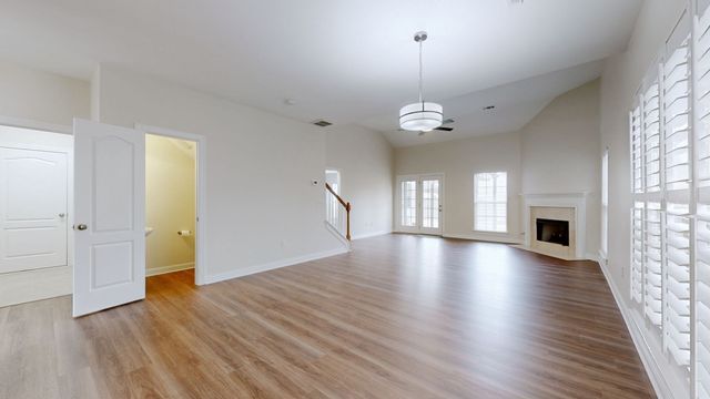 1062 Riverspring Dr, Nashville, TN 37221