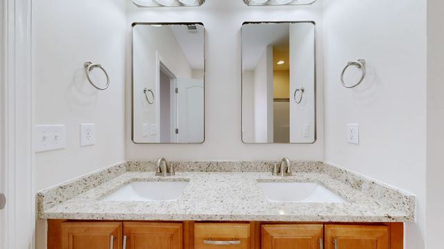 1062 Riverspring Dr, Nashville, TN 37221