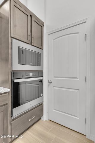 233 Bonnie Trail, Santa Teresa, NM 88008