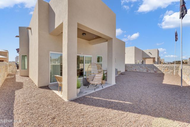 233 Bonnie Trail, Santa Teresa, NM 88008