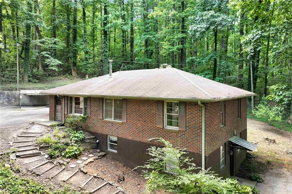 2778 Candler Rd., Gainesville, GA 30507
