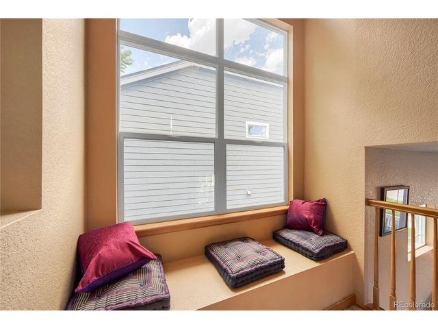 8331 Briar Haven Ct, Castle Pines, CO 80108
