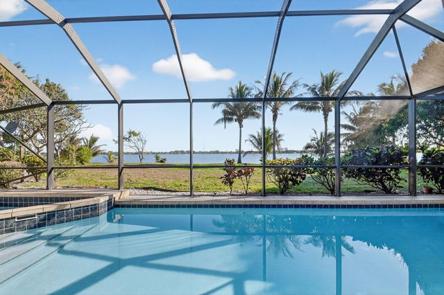 2410 Embassy Drive, West Palm Beach, FL 33401