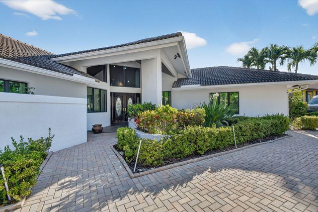 2410 Embassy Drive, West Palm Beach, FL 33401