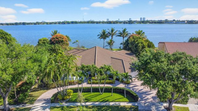2410 Embassy Drive, West Palm Beach, FL 33401