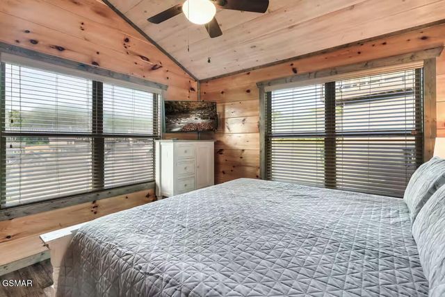 1654 Veterans Blvd Unit 14, Sevierville, TN 37876