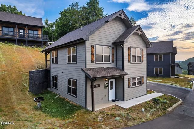 1654 Veterans Blvd Unit 14, Sevierville, TN 37876