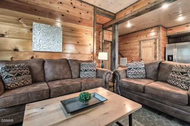 1654 Veterans Blvd Unit 14, Sevierville, TN 37876