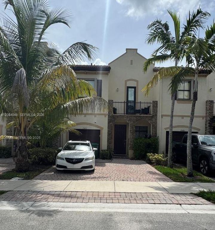 23477 SW 112th Pl, Homestead, FL 33032