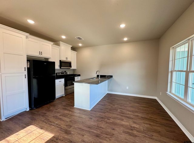 1523 Owens Ave Unit 102, Tyler, TX 75702