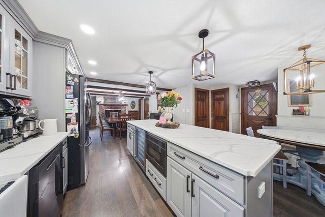 73 Coventry Wood Rd, Bolton, MA 01740
