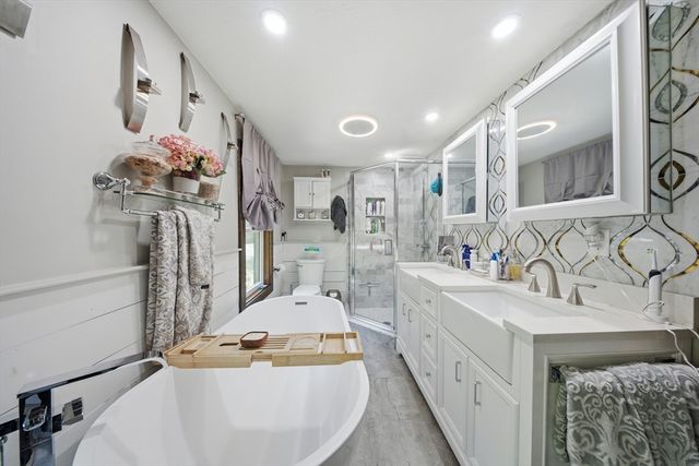 73 Coventry Wood Rd, Bolton, MA 01740