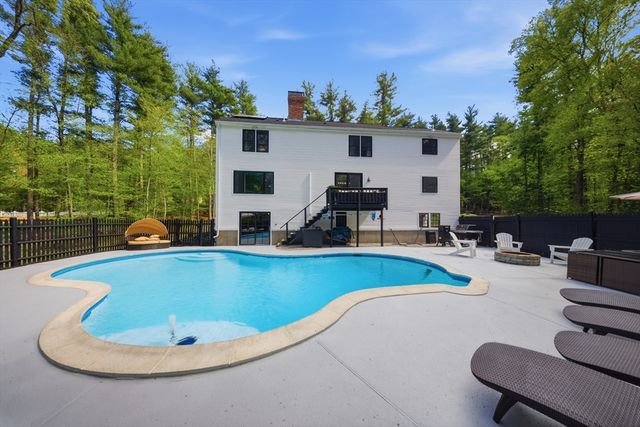 73 Coventry Wood Rd, Bolton, MA 01740