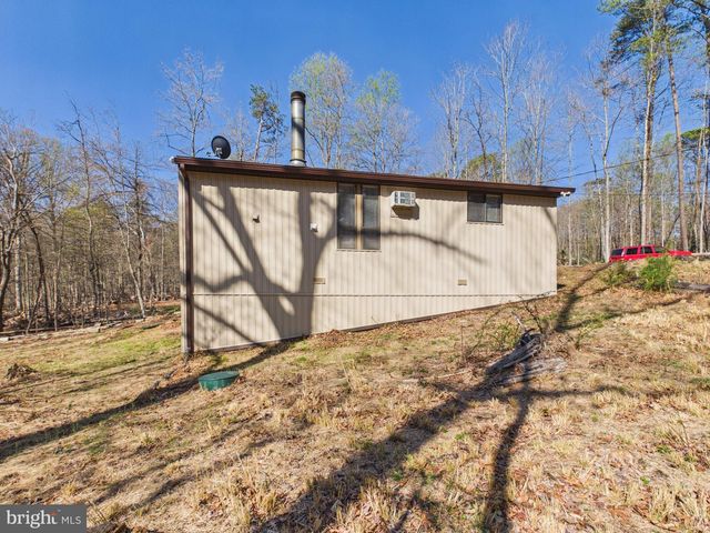 187 SHAWNEE TRL, Hedgesville, WV 25427